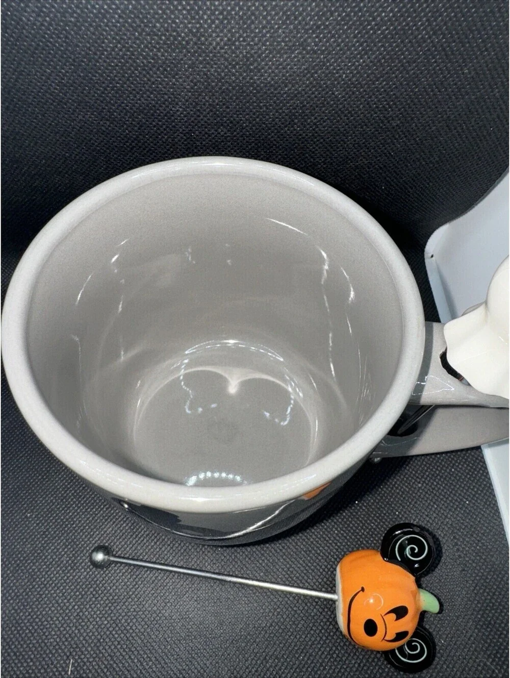 DISNEY HALLOWEEN 2023 BOO GHOST SHADOW MICKEY CERAMIC MUG WITH GHOST STIR STICK